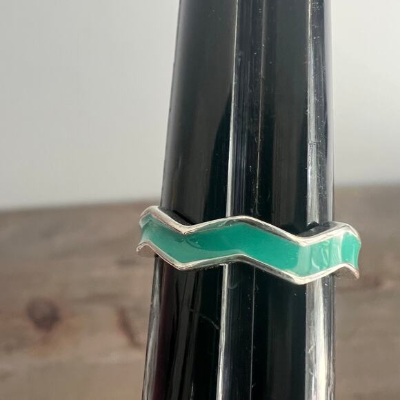 Turquoise tone enamel and silver wave wavy ring - size 6 - Picture 2 of 4